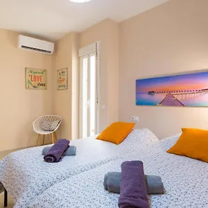Plaza Merced Patio-parking Gratis Jinetes3 Apartment Malaga