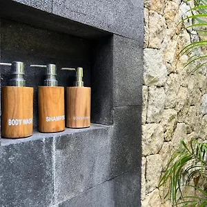 santana-villas-bingin.ubudhotelsnow.com/
